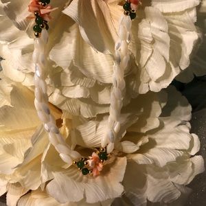 Vintage Mother of Pearl necklace